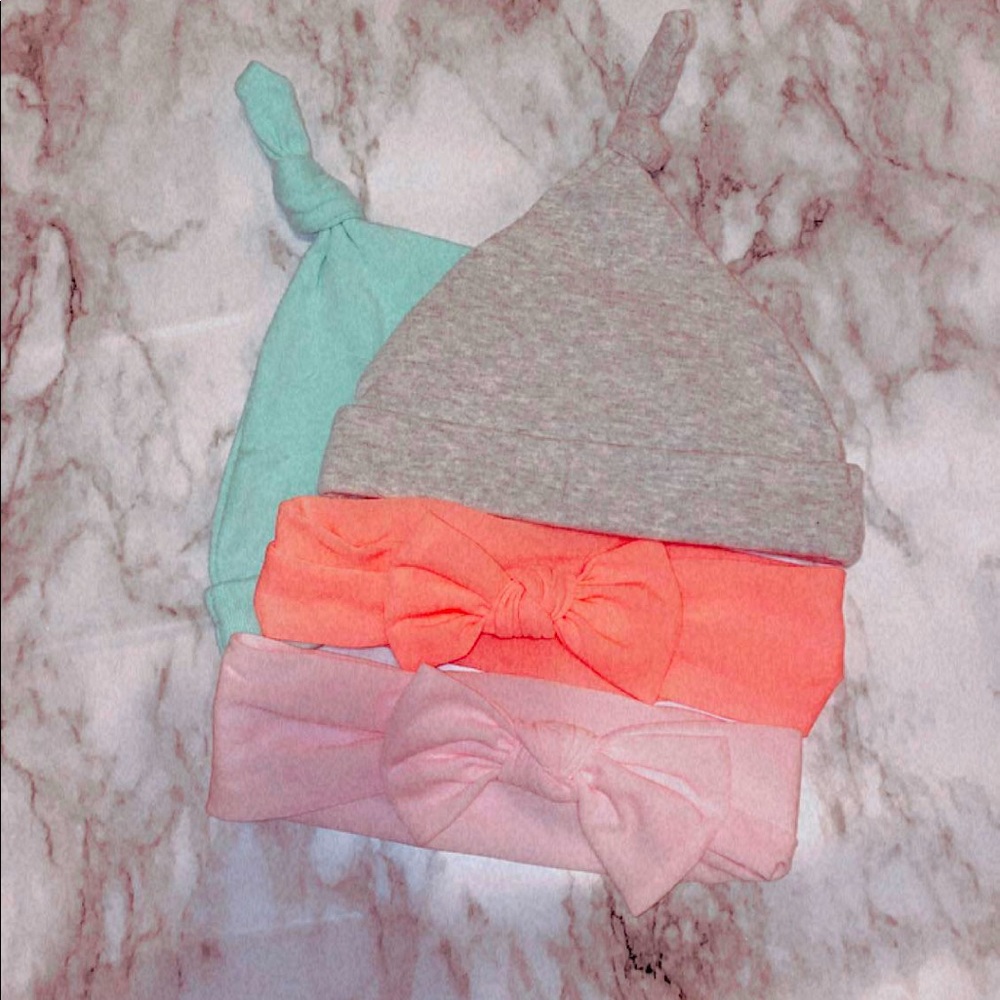 2 hats & 2 head bands